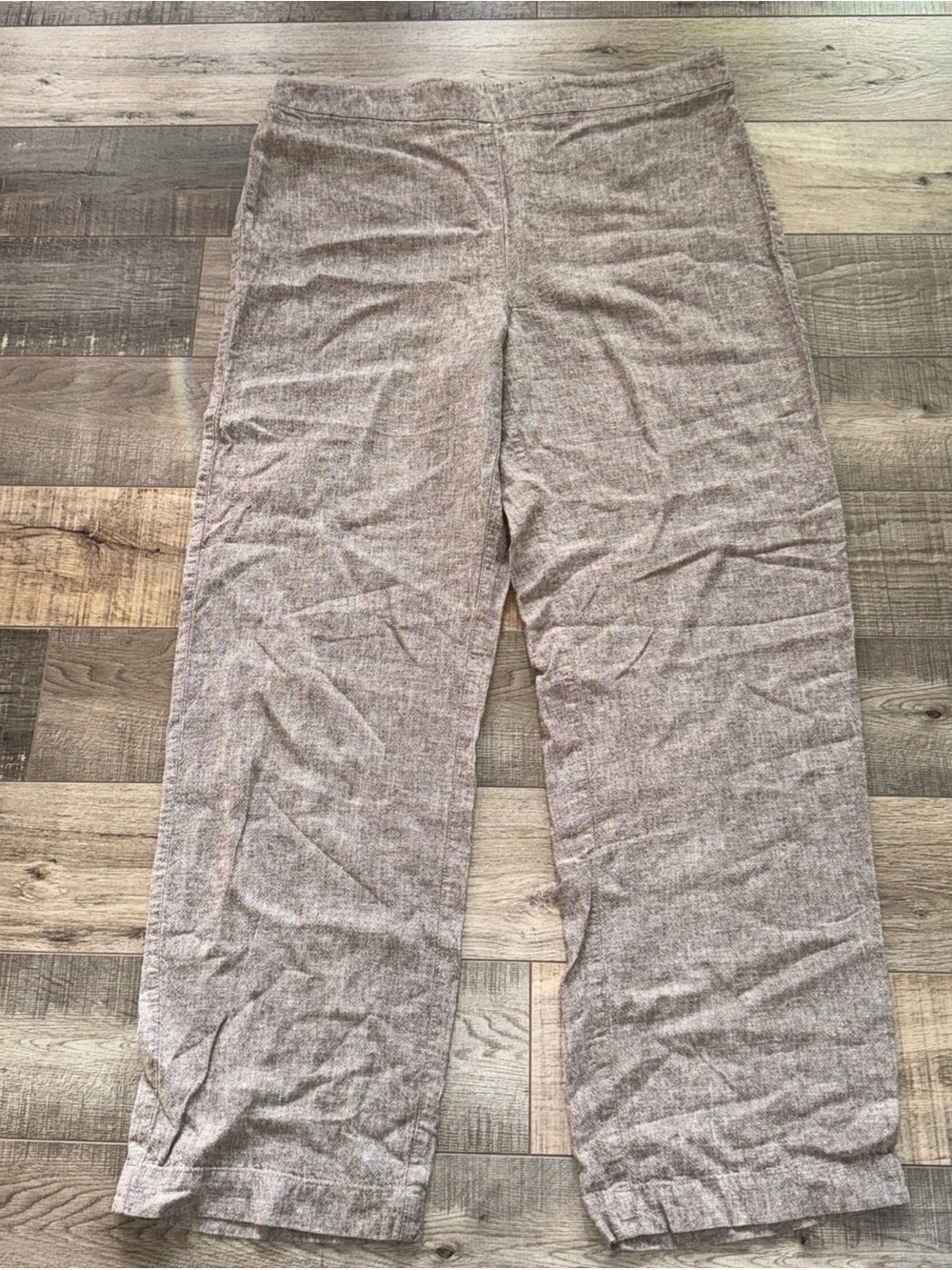 Chicos size 2 Casual Linen-Blend Pants in tan with elastic waist